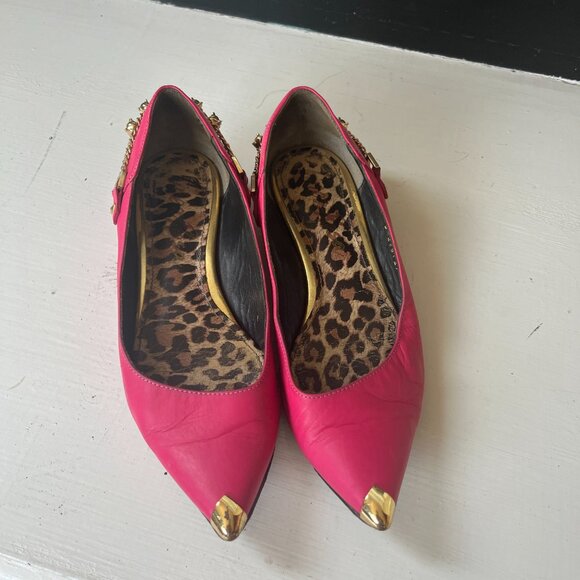 Women Fuchsia Pink Leather Pointed Metal Toe Flats with metal Chain Size 5 / 35 - Picture 1 of 4